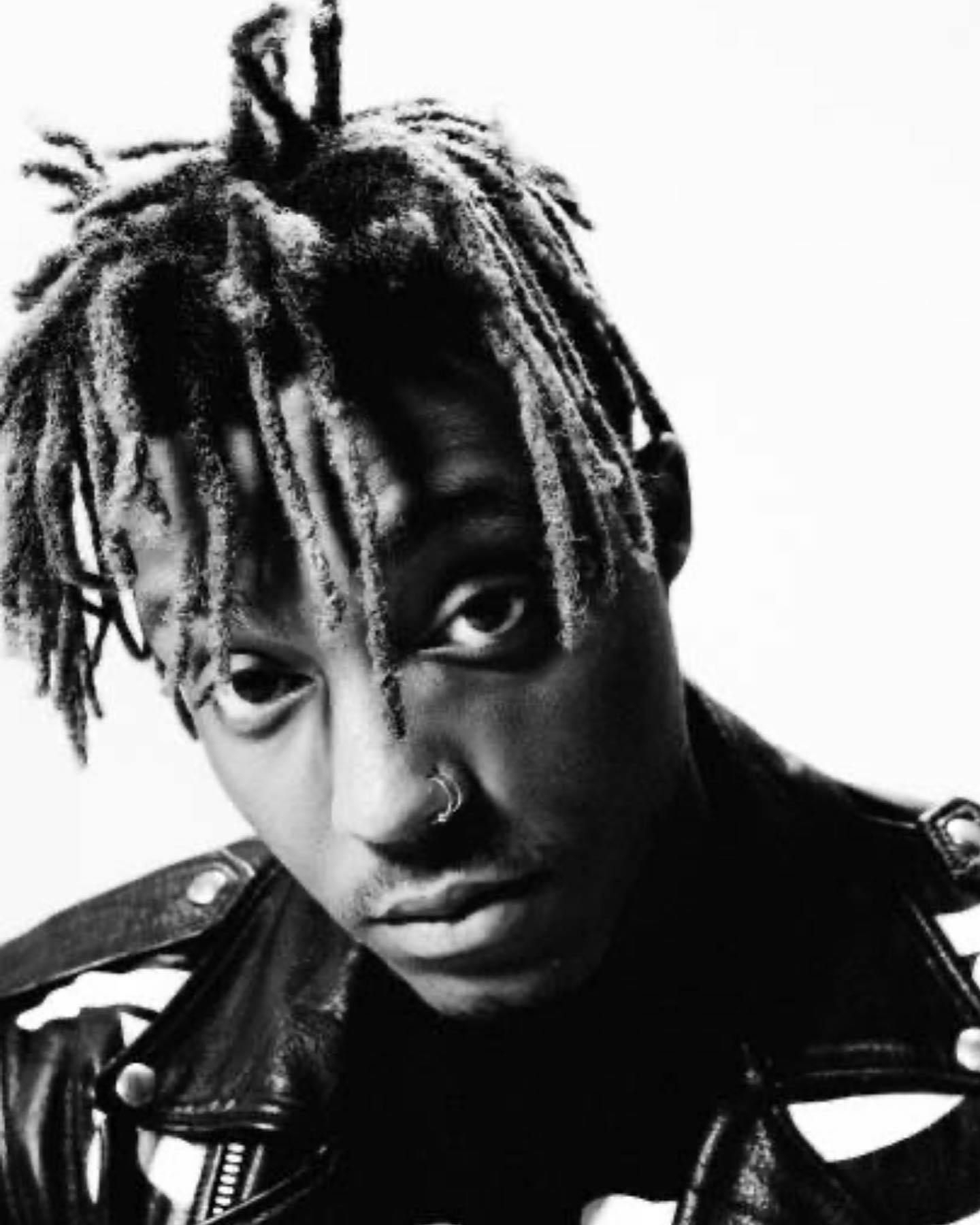 Devastated this morning to hear of the death of one of my favorite new artists of the last 10 years. Rest in peace @juicewrld999 you  brought such incredible music to the world in your short life.  21 years old.  Gone far too soon.  My condolences to the friends, family, and fans of this talented man.